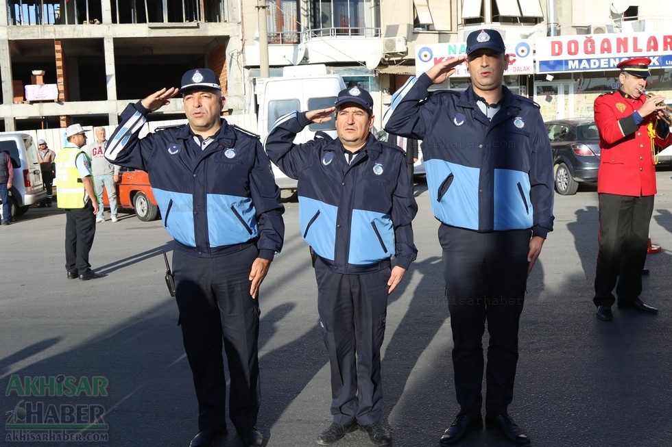 Fotoğraflarla Akhisar'da Muhtarlar Günü Milli Egemenlik Meydanı Ata 19