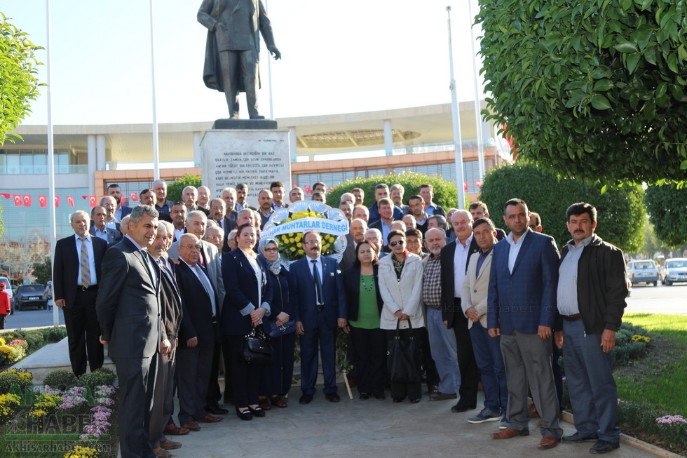 Fotoğraflarla Akhisar'da Muhtarlar Günü Milli Egemenlik Meydanı Ata 30