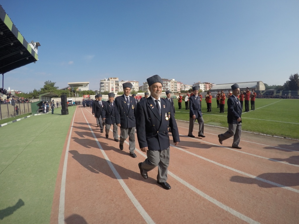 Fotoğraflarla Cumhuriyet Bayramımızın 93. yıl kutlama programı 45