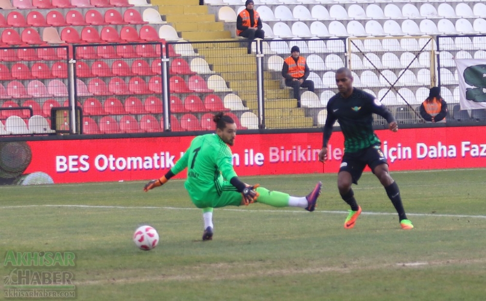 Akhisarspor, Gümüşhanespor müsabakasından görülmemiş kareler 20