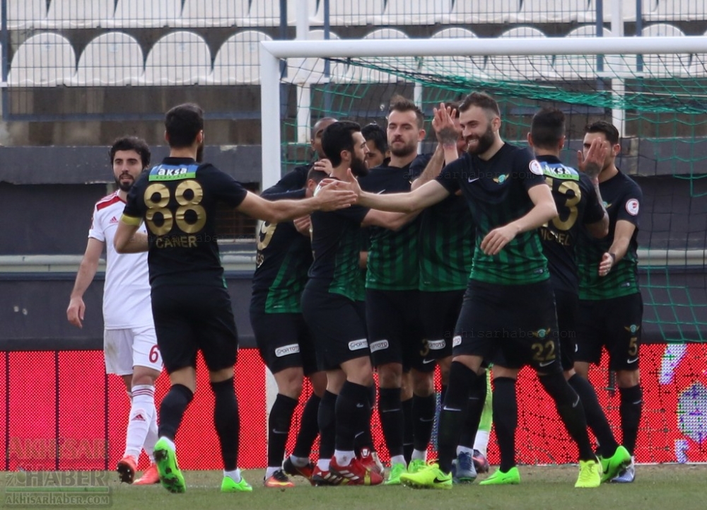 Akhisarspor, Gümüşhanespor müsabakasından görülmemiş kareler 45