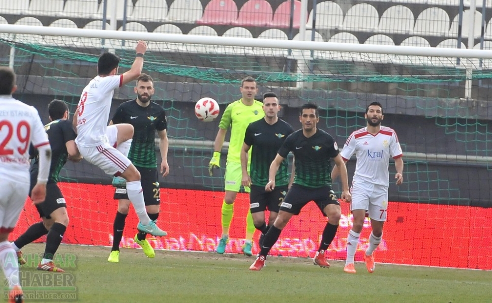 Akhisarspor, Gümüşhanespor müsabakasından görülmemiş kareler 54