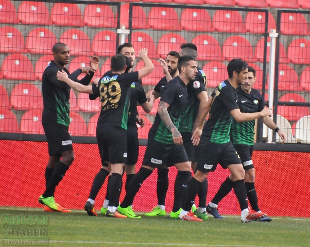 Akhisarspor, Gümüşhanespor müsabakasından görülmemiş kareler 59