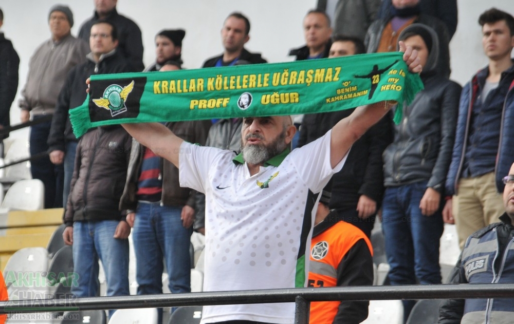 Akhisarspor, Gümüşhanespor müsabakasından görülmemiş kareler 66