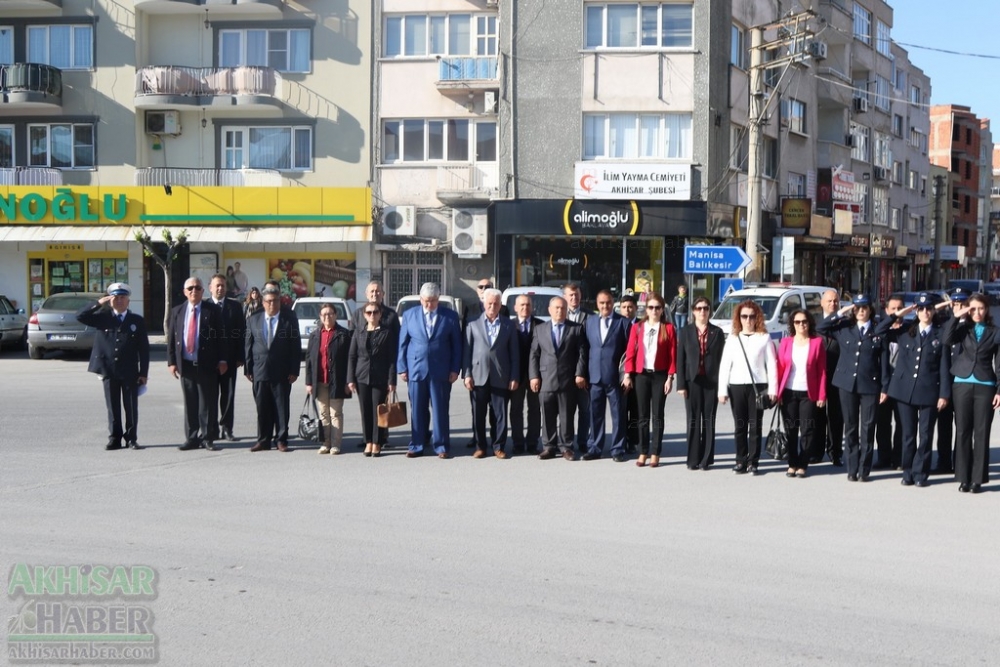 10 Nisan Polis Haftası kutlama etkinlikleri Atatürk anıtına çelenk sunma 6