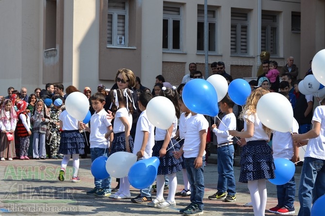 Akhisar Toki Zeytinkent İlkokulunda 23 Nisan coşkuyla kutlandı 121