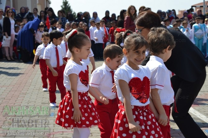 Akhisar Toki Zeytinkent İlkokulunda 23 Nisan coşkuyla kutlandı 128