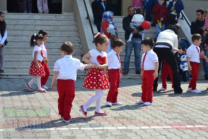 Akhisar Toki Zeytinkent İlkokulunda 23 Nisan coşkuyla kutlandı 141