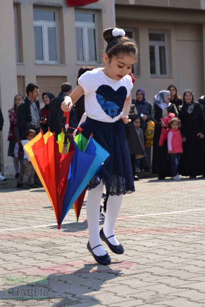 Akhisar Toki Zeytinkent İlkokulunda 23 Nisan coşkuyla kutlandı 146