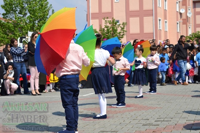 Akhisar Toki Zeytinkent İlkokulunda 23 Nisan coşkuyla kutlandı 151