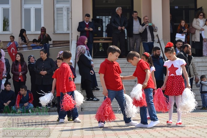 Akhisar Toki Zeytinkent İlkokulunda 23 Nisan coşkuyla kutlandı 161