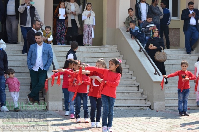 Akhisar Toki Zeytinkent İlkokulunda 23 Nisan coşkuyla kutlandı 165