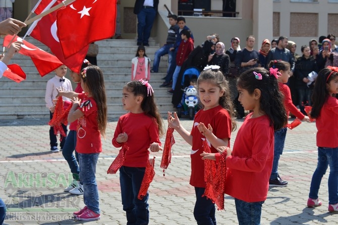 Akhisar Toki Zeytinkent İlkokulunda 23 Nisan coşkuyla kutlandı 169