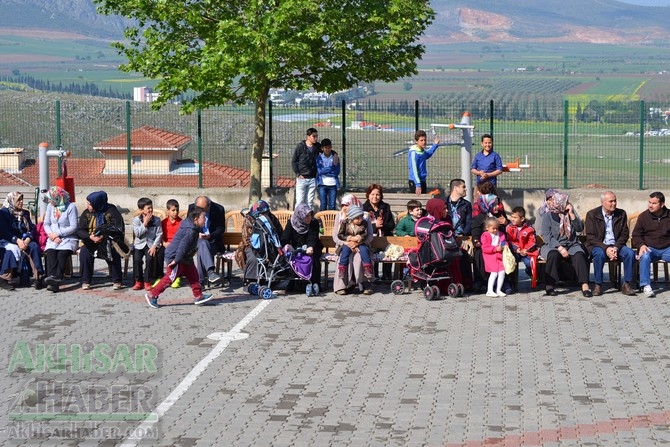 Akhisar Toki Zeytinkent İlkokulunda 23 Nisan coşkuyla kutlandı 75