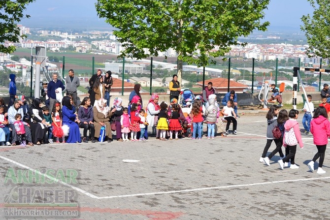 Akhisar Toki Zeytinkent İlkokulunda 23 Nisan coşkuyla kutlandı 77