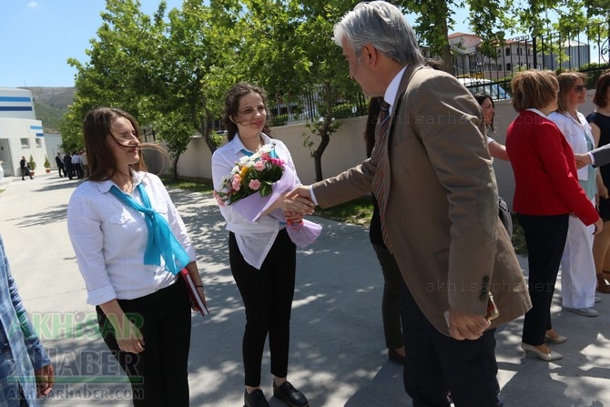 Zeynep Gülin Öngör Mesleki ve Teknik Anadolu Lisesi Akıllı Spor ve Konfe 13