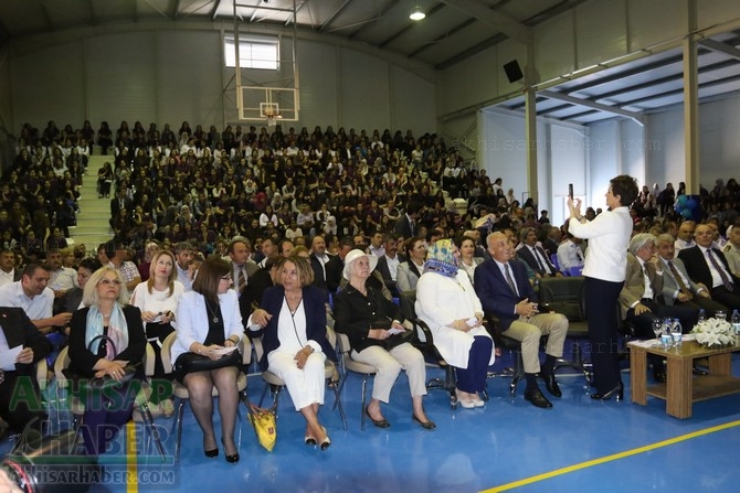 Zeynep Gülin Öngör Mesleki ve Teknik Anadolu Lisesi Akıllı Spor ve Konfe 47