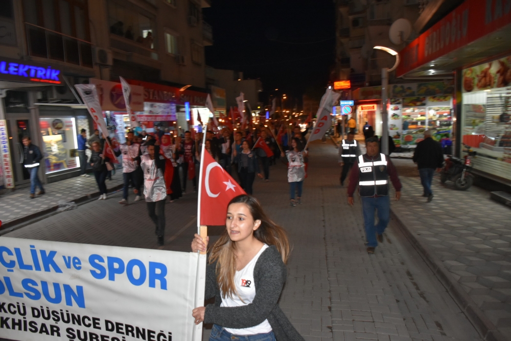 Akhisar Atatürkçü Düşünce Derneği 19 Mayıs Fener Alayı 6