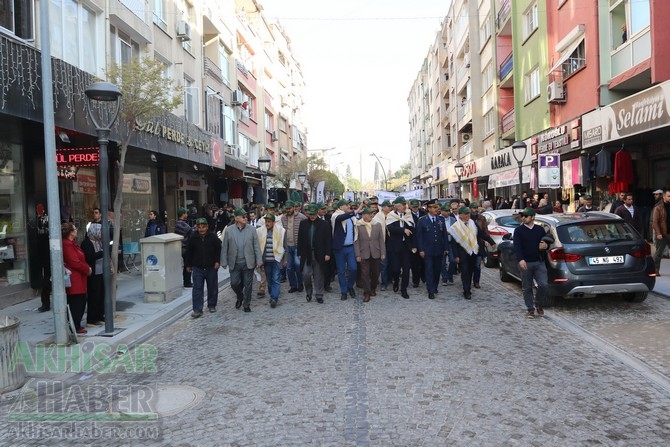 Akhisar’da zeytine minnet yürüyüşü yapıldı 54