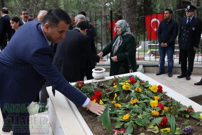 Akhisar'da 18 Mart Şehitler Günü ve Çanakkale Zaferinin 103.Yılı 123