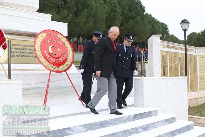 Akhisar'da 18 Mart Şehitler Günü ve Çanakkale Zaferinin 103.Yılı 13