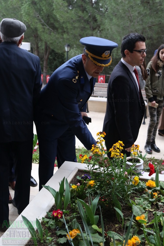 Akhisar'da 18 Mart Şehitler Günü ve Çanakkale Zaferinin 103.Yılı 139