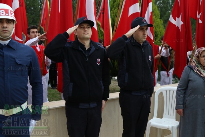 Akhisar'da 18 Mart Şehitler Günü ve Çanakkale Zaferinin 103.Yılı 25