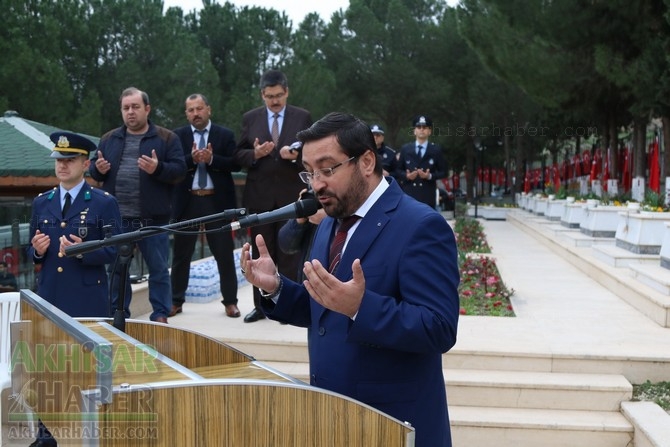 Akhisar'da 18 Mart Şehitler Günü ve Çanakkale Zaferinin 103.Yılı 55