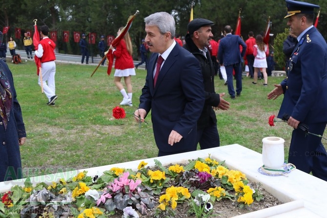 Akhisar'da 18 Mart Şehitler Günü ve Çanakkale Zaferinin 103.Yılı 58