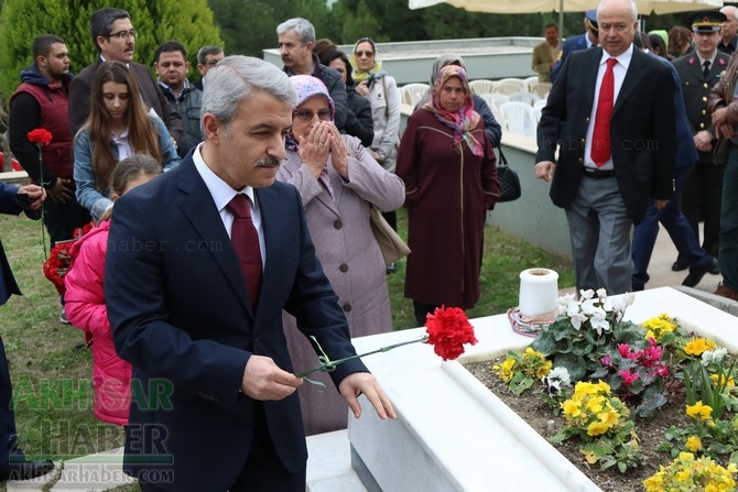 Akhisar'da 18 Mart Şehitler Günü ve Çanakkale Zaferinin 103.Yılı 63