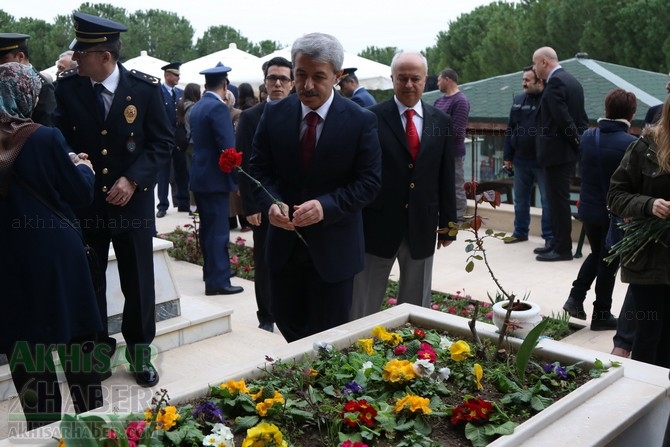 Akhisar'da 18 Mart Şehitler Günü ve Çanakkale Zaferinin 103.Yılı 84