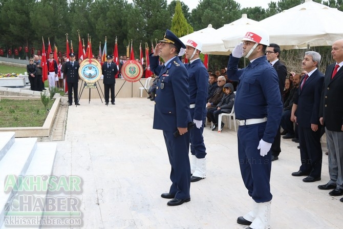 Akhisar'da 18 Mart Şehitler Günü ve Çanakkale Zaferinin 103.Yılı 9