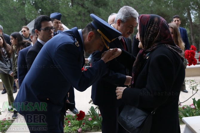 Akhisar'da 18 Mart Şehitler Günü ve Çanakkale Zaferinin 103.Yılı 91