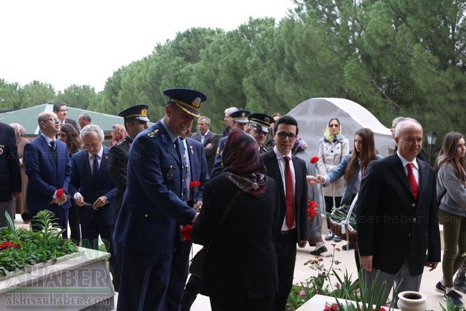 Akhisar'da 18 Mart Şehitler Günü ve Çanakkale Zaferinin 103.Yılı 92