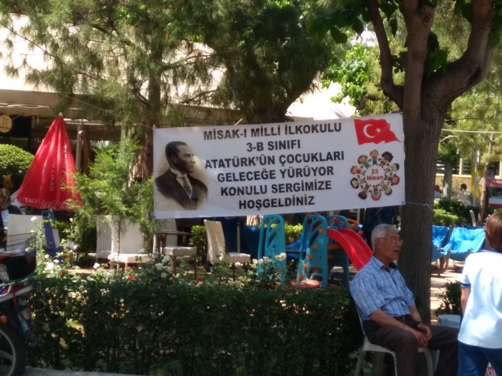 Atatürk Çocukları Geleceğe Yürüyor sergisi büyük beğeni topladı 10