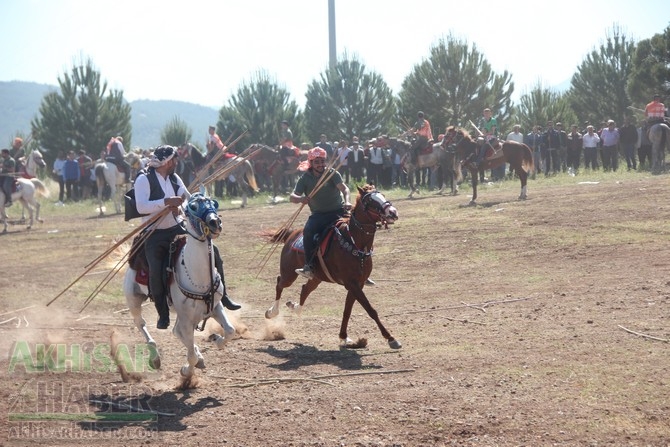 559.Çağlak Festivali Cirit ve Değnek atışları en güzel kareleri 17