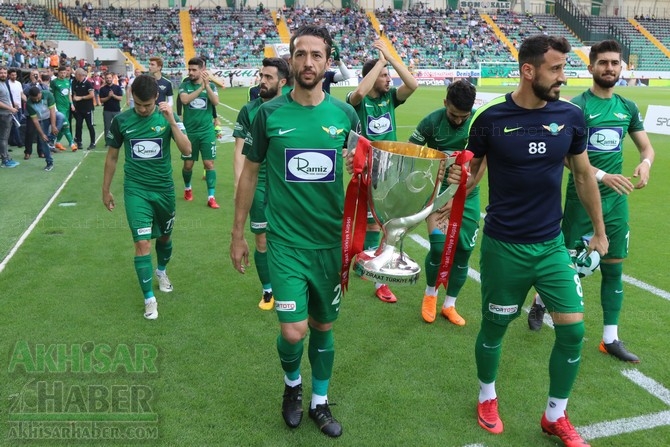 Akhisarspor, Ziraat Türkiye Kupası ile sahada taraftarı selamladı 10