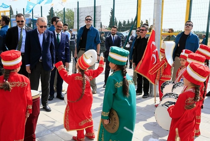 Cumhurbaşkanı Recep Tayyip Erdoğan, Akhisar'da miting yaptı 15