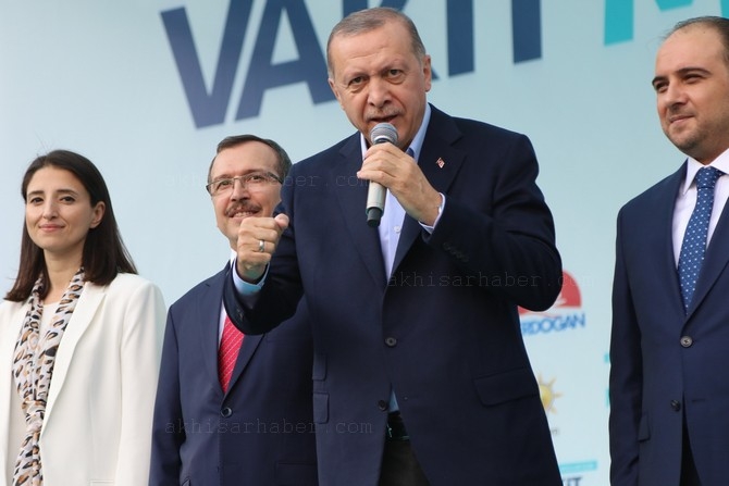 Cumhurbaşkanı Recep Tayyip Erdoğan, Akhisar'da miting yaptı 226