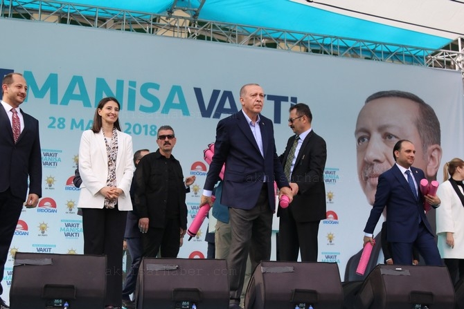 Cumhurbaşkanı Recep Tayyip Erdoğan, Akhisar'da miting yaptı 251