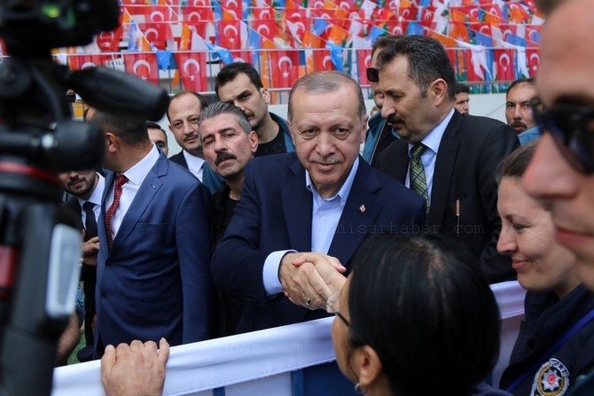 Cumhurbaşkanı Recep Tayyip Erdoğan, Akhisar'da miting yaptı 270