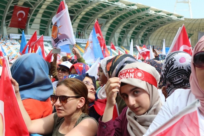 Cumhurbaşkanı Recep Tayyip Erdoğan, Akhisar'da miting yaptı 33