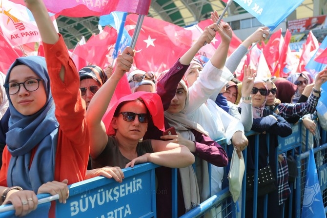 Cumhurbaşkanı Recep Tayyip Erdoğan, Akhisar'da miting yaptı 45