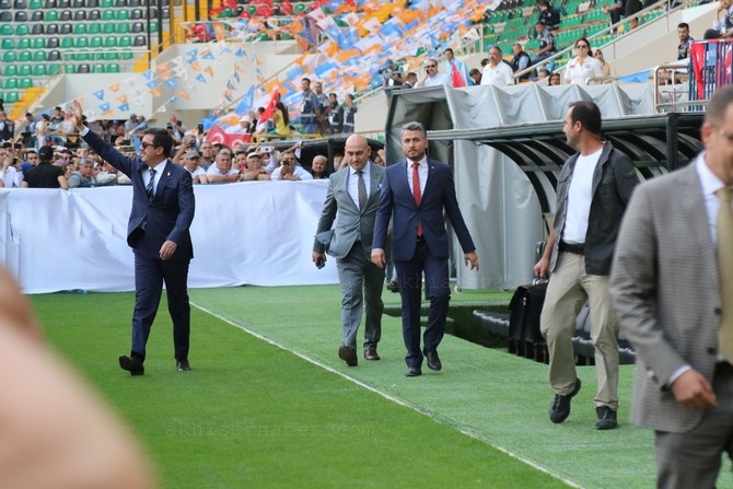 Cumhurbaşkanı Recep Tayyip Erdoğan, Akhisar'da miting yaptı 71