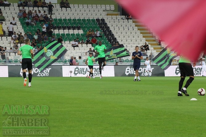 Süper Kupa heyecanı başlıyor! İşte Akhisarspor ve Galatasaray saha içind 35