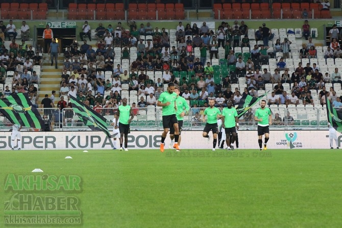 Süper Kupa heyecanı başlıyor! İşte Akhisarspor ve Galatasaray saha içind 41