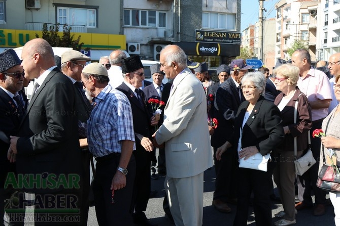 Akhisar'da 19 Eylül Gaziler günü törenle kutlandı 119