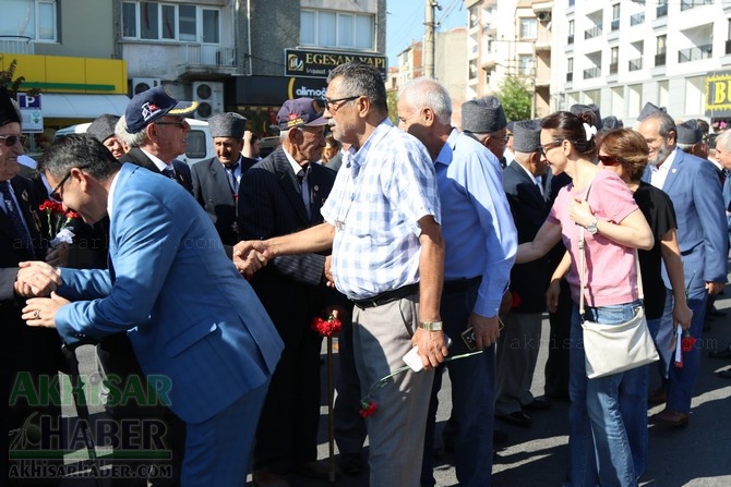 Akhisar'da 19 Eylül Gaziler günü törenle kutlandı 122