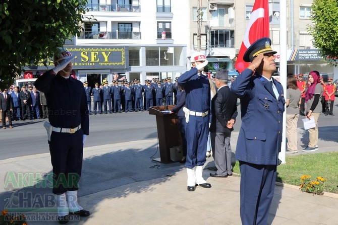 Akhisar'da 19 Eylül Gaziler günü törenle kutlandı 21