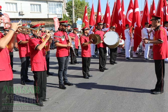 Akhisar'da 19 Eylül Gaziler günü törenle kutlandı 37